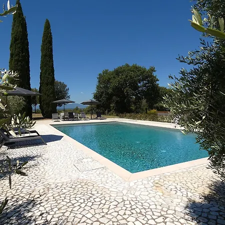 Scappo In Umbria, Casale Di Campagna