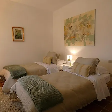 Scappo In Umbria, Casale Di Campagna Vigne